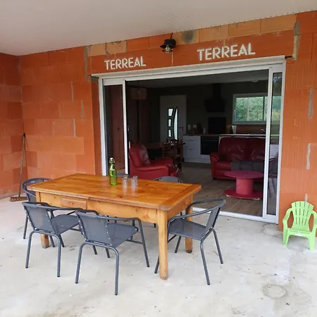 度假居 La Palombiere Chapdeuil