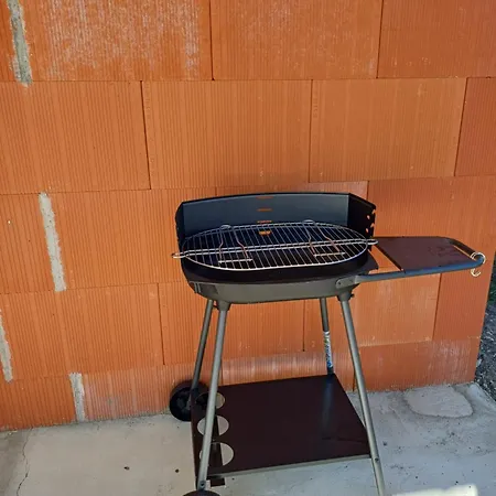 度假居 La Palombiere Chapdeuil