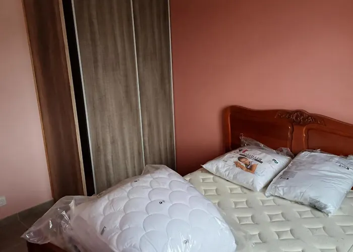 Semesterbostad La Palombiere