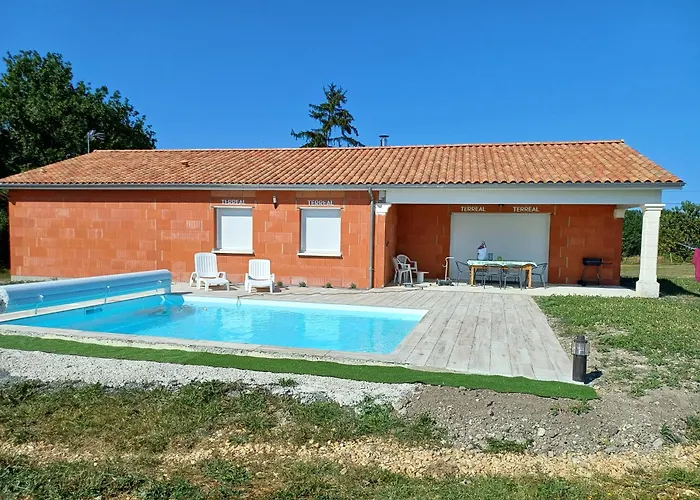 Semesterbostad La Palombiere *